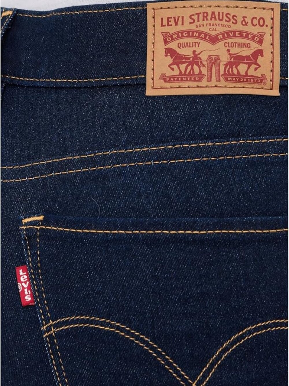 Levi's Women's 314 Shaping Straight Jeans